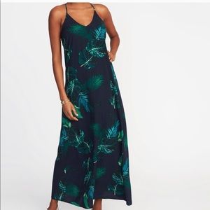 SOLD Old Navy palm leaf print maxi dress